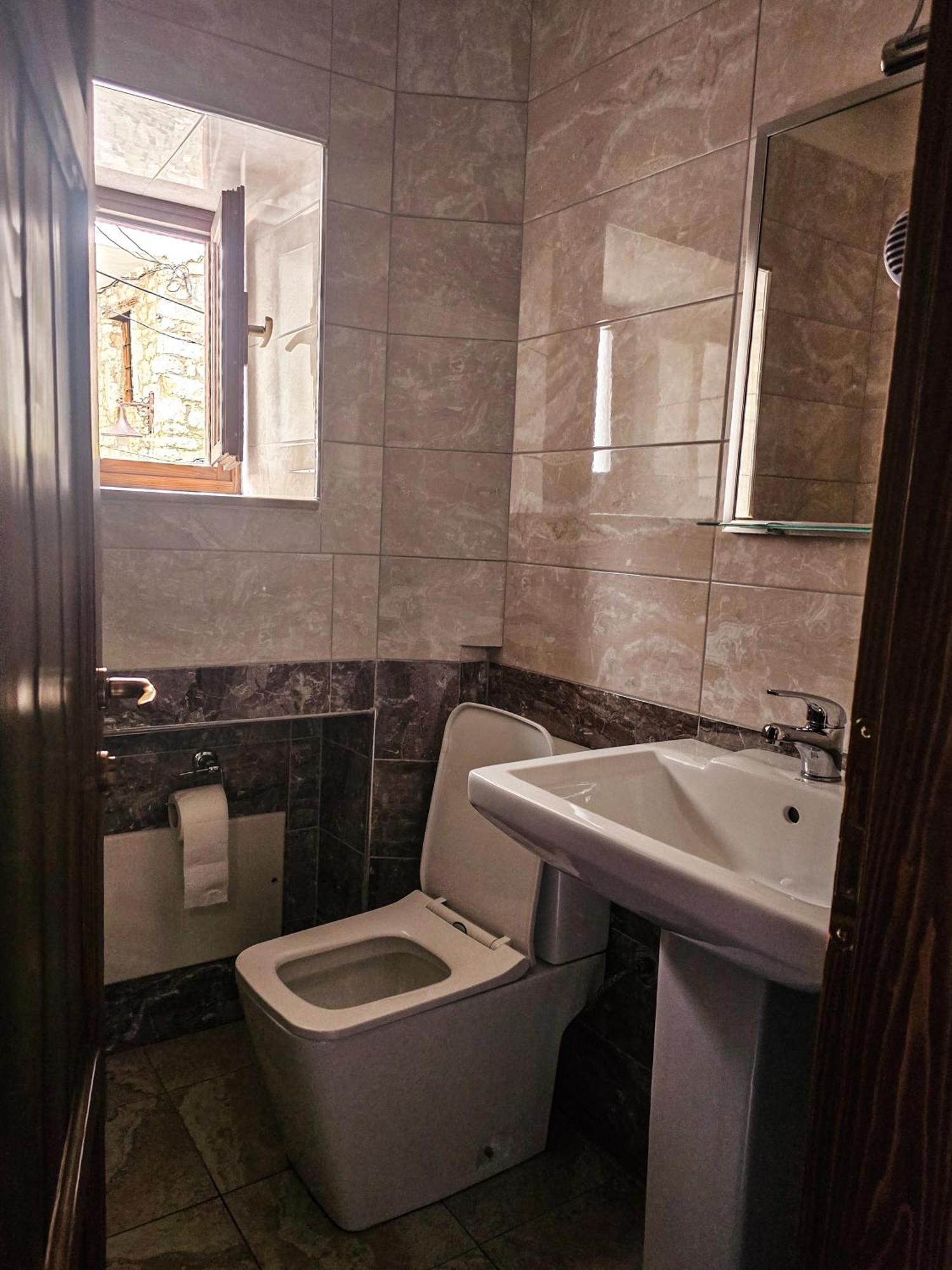 Bed & Breakfast Gorica - Unesco Quarter Berat